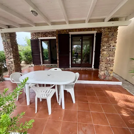 Vele 2 By La Via Del Mare Viaggi E Vacanze Holiday home Simius